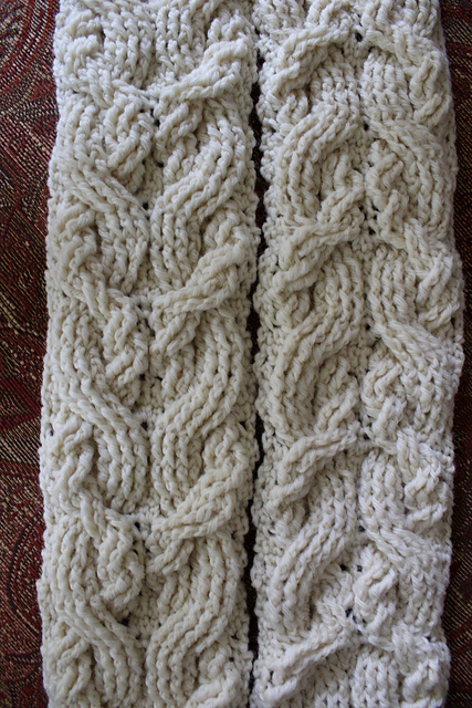 Rosslyn Cable Scarf