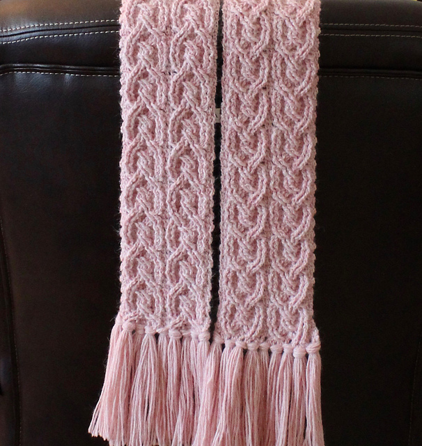 Siobhan Cable Scarf