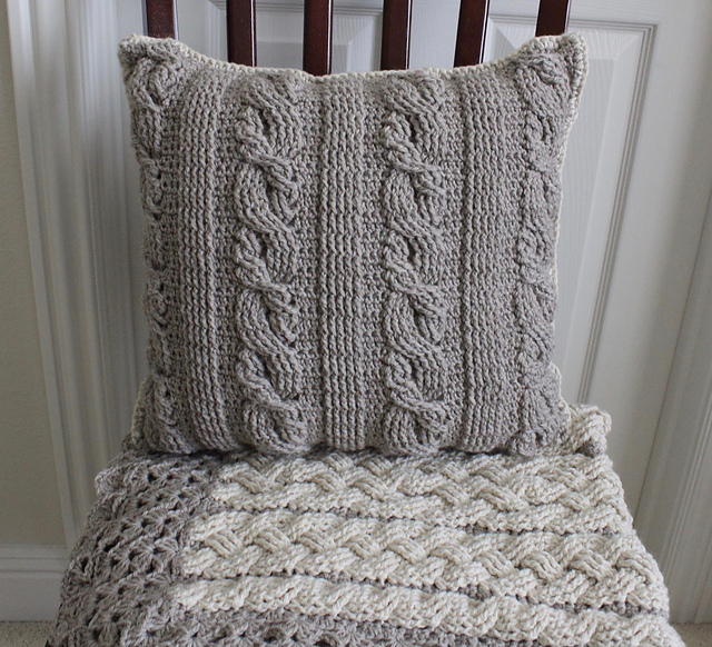 Rosslyn Cable Pillow