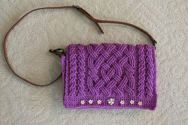 Glenrose Cable Purse