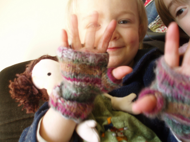 Leura Mittens (Fingerless)