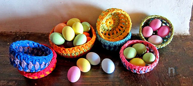 Little Nests