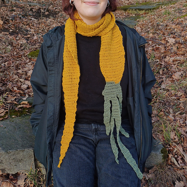 Carrot scarf
