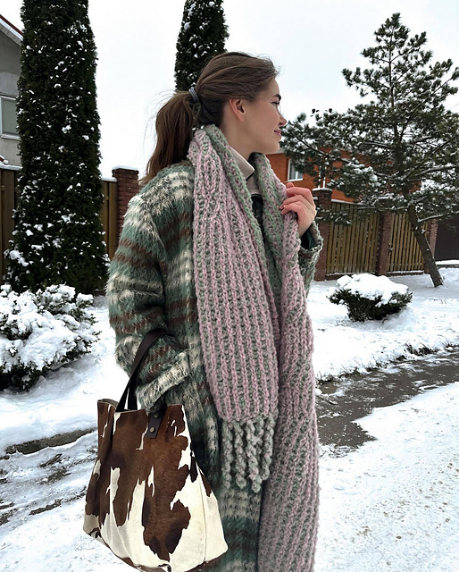Ravelry: Scarf Phoenix pattern by Olga Grishina