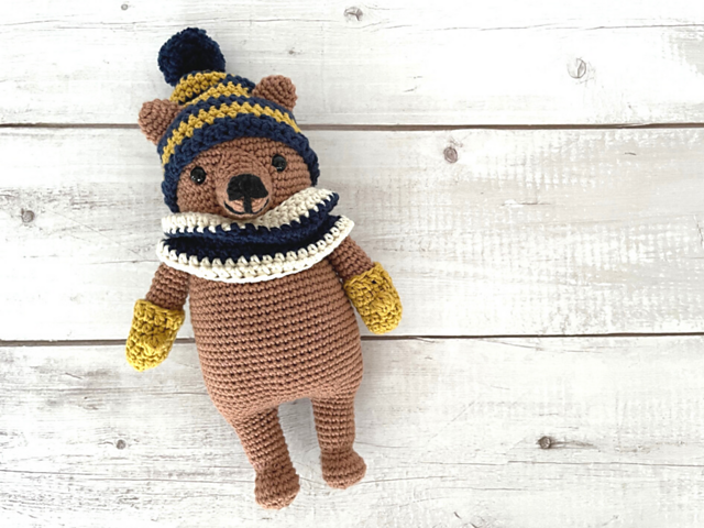 Teddy Grizzly Bear Amigurumi