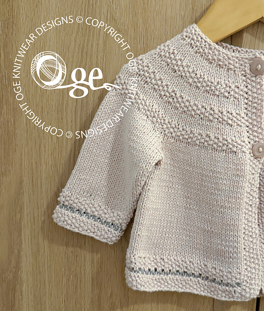 Round yoke and Moss stitch Cardigan