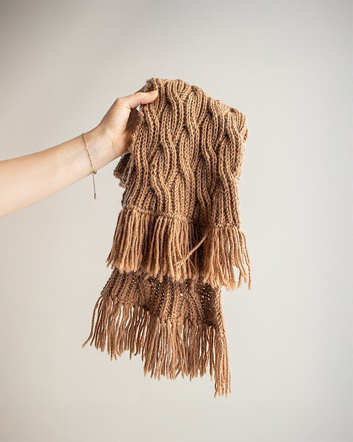 Maja Scarf