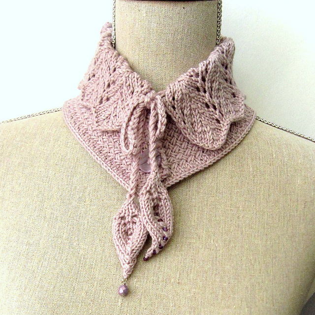 Victoria Collar Scarf