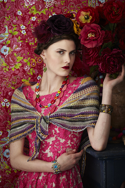 Garter Lace Triangle Shawl