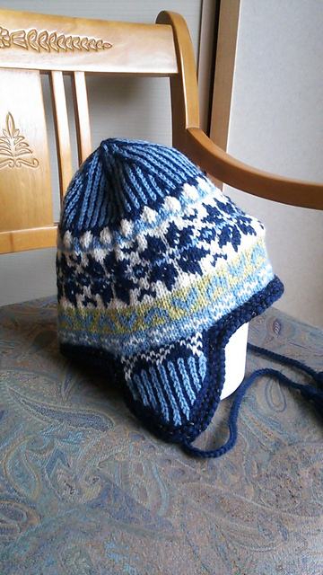 p.38 Nordic Earflap Hat 雪柄の耳当て帽