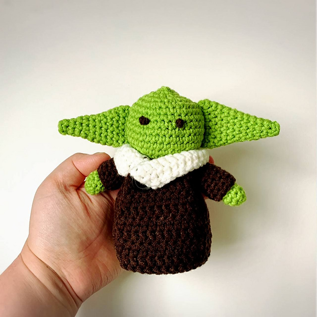 Baby Yoda! Alien Mini Plush