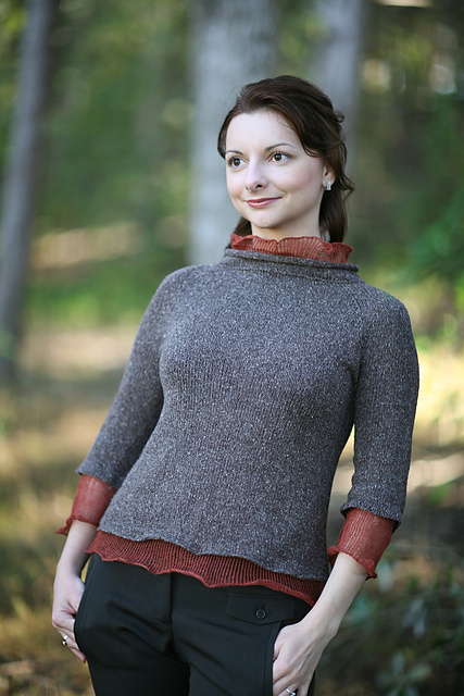 Duplicity Pullover