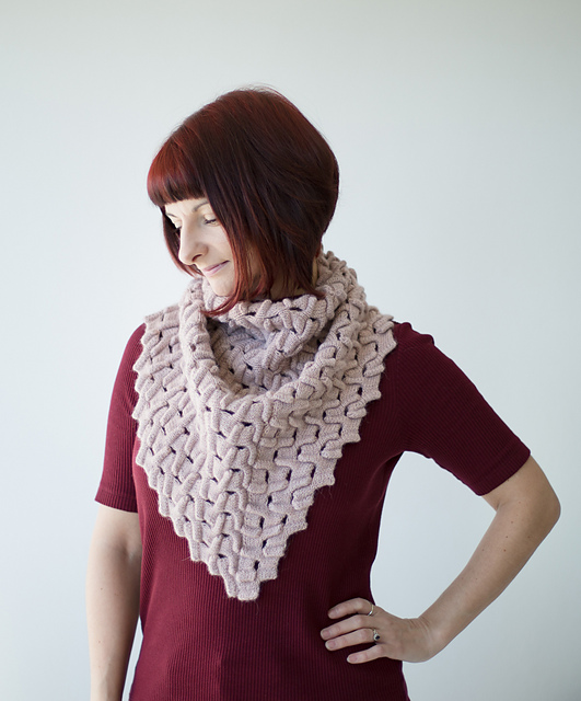 Kune-Kune Cowl
