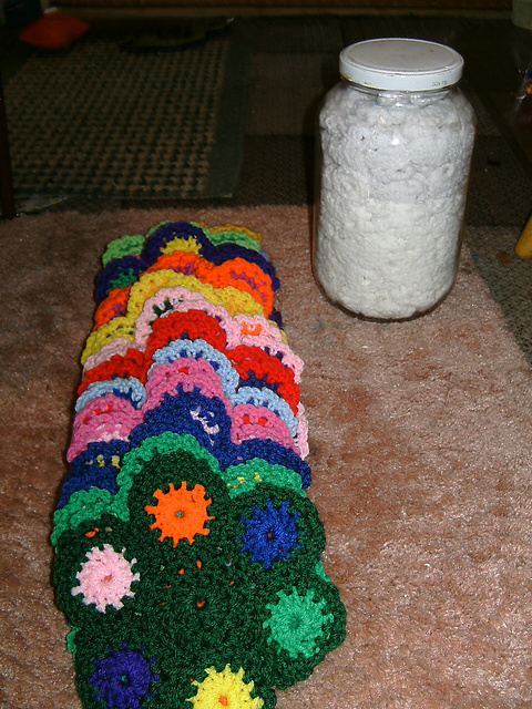 Flower Power Yo-Yo Afghan