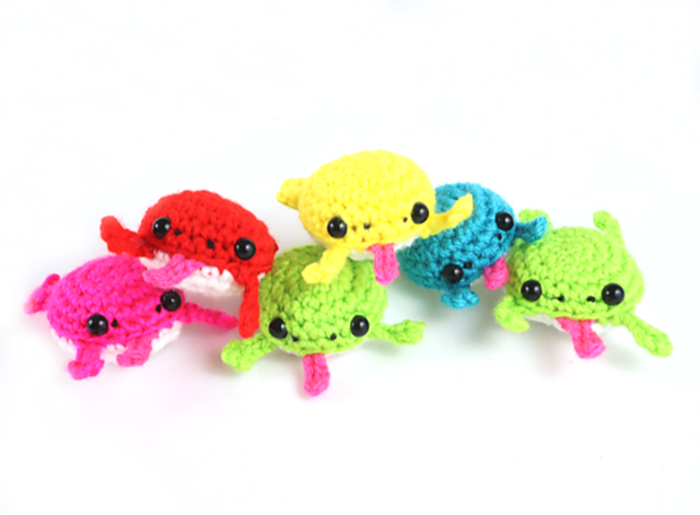 Scraptacular Frog Amigurumi