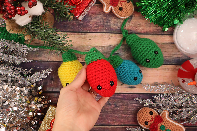 No-Sew Christmas Lights
