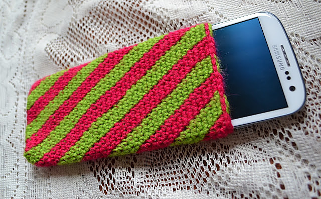 Tapestry Crochet Phone Case