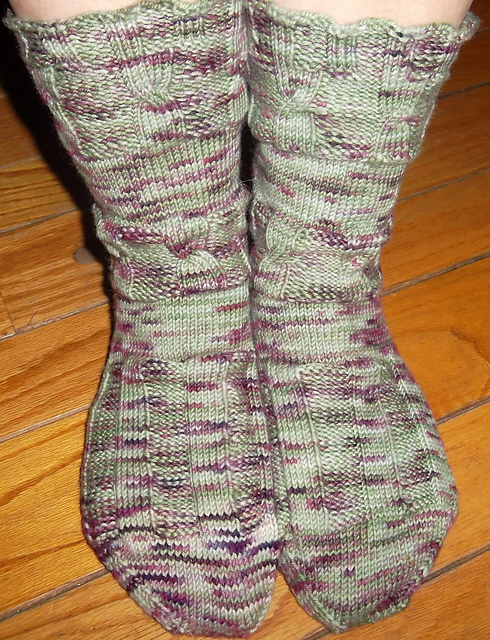 Spaced Out Cable Socks