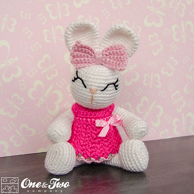 Olivia the Bunny Amigurumi