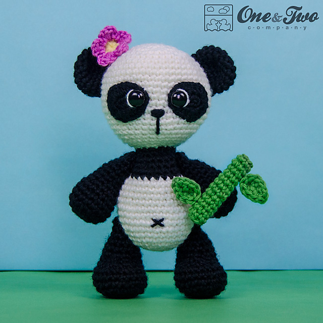 Zhen the Panda Amigurumi