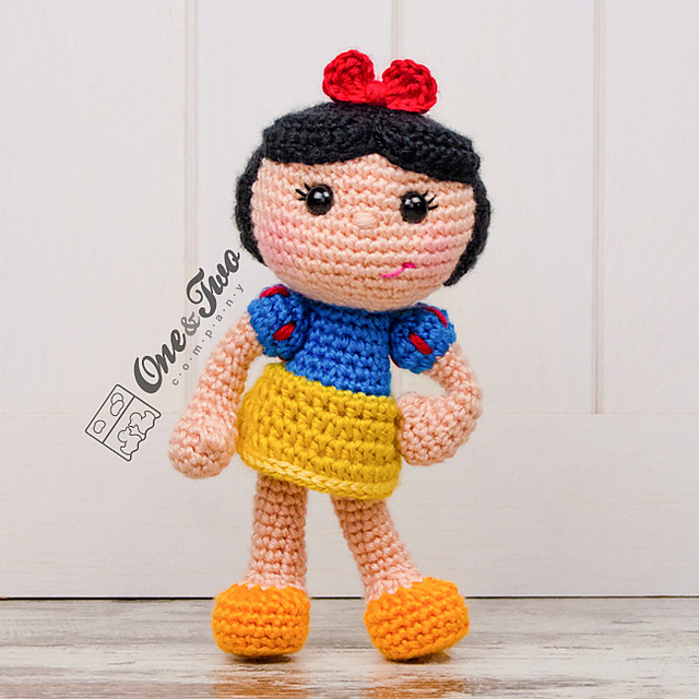 Snow White Amigurumi