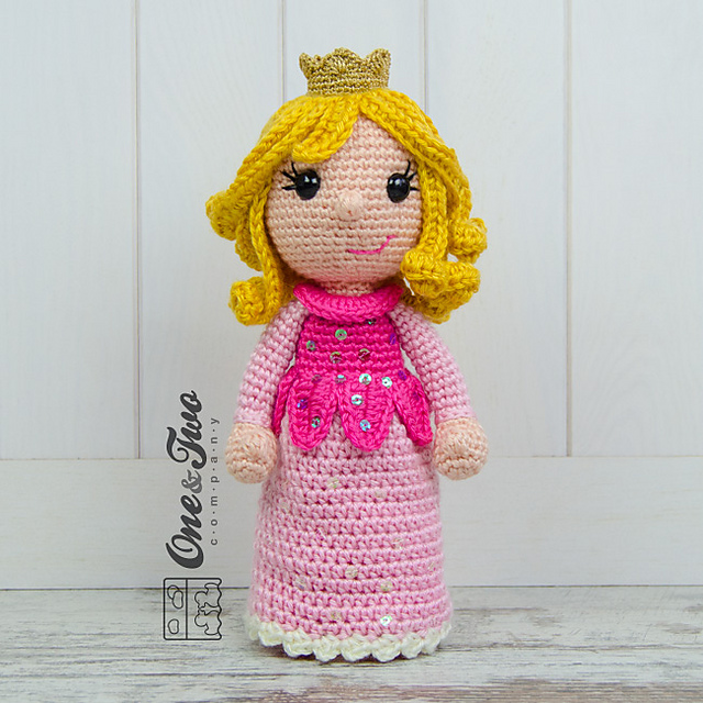 Princess Rose Amigurumi
