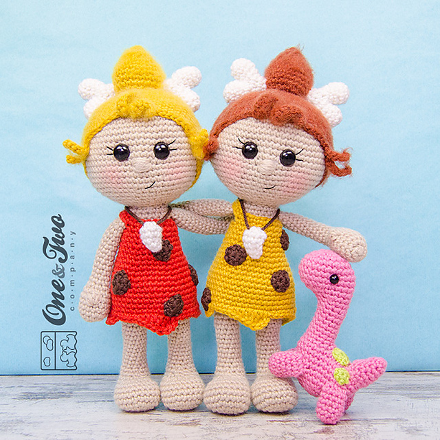 Cyra Cavegirl & Dixie Dino