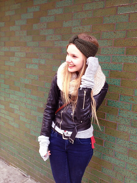 Flapper earwarmer