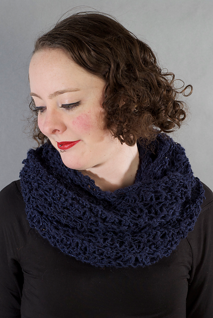 Minerva Cowl