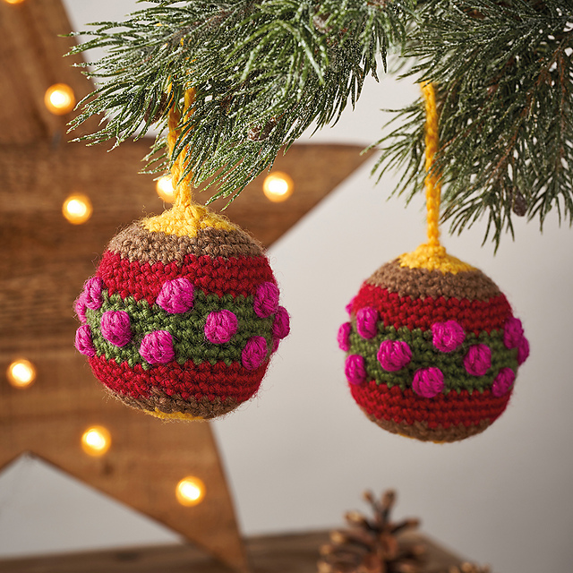 Baublicious - Cosy Festive Decorations
