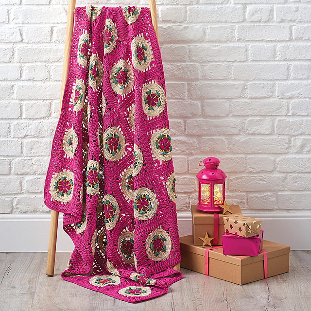 Christmas Roses Blanket