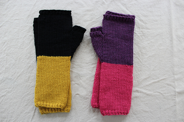 Two-Tone Mitts