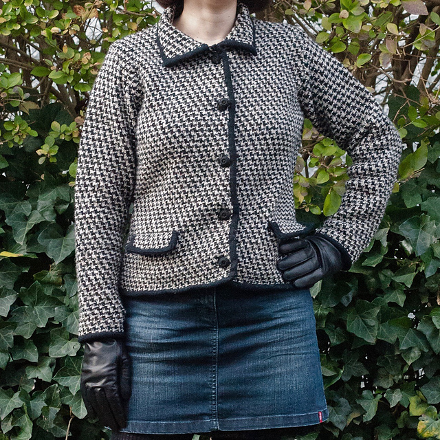 Check-Pattern Suit