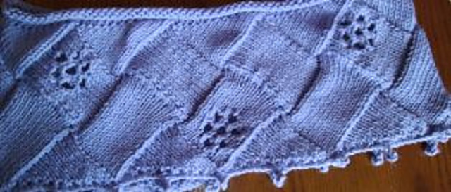 Daisy Lace Entrelac