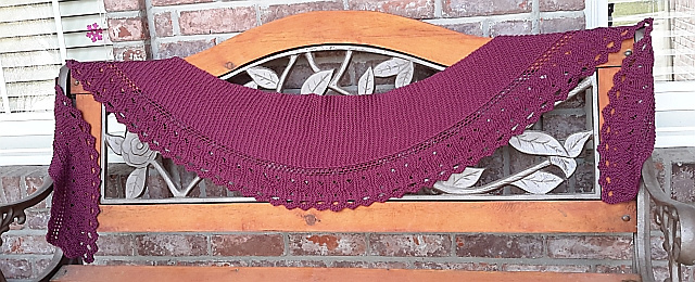 Juste Millieu Shawl