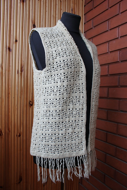 p.22 Fringed Gilet
