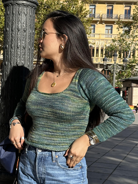 Ravelry: The 6 in 1 Top pattern by Andrea Chang