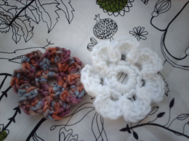7-petal crochet flower
