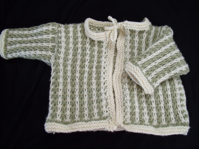 Sweet Little Cardigan (knit)