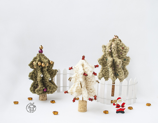 3 Christmas trees