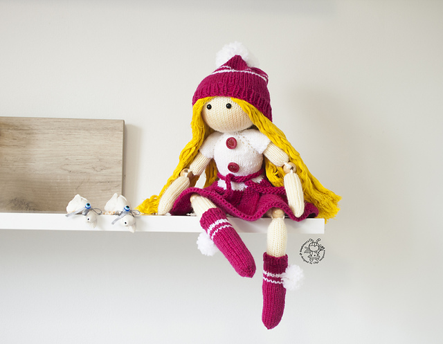 Beads jointed Caroline doll