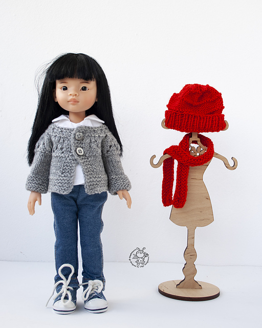 Outfit Red and gray for 13" dolls