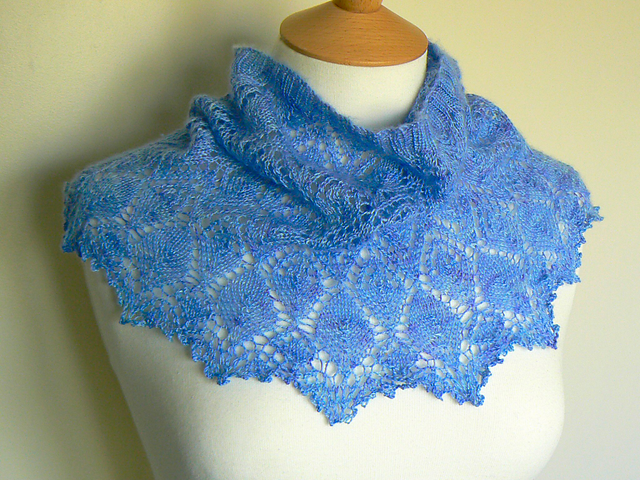 Giselle Lace Cowl