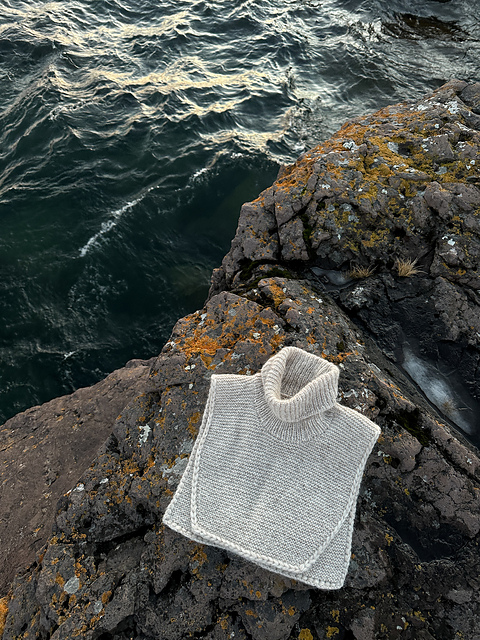 Autumn Tales Cowl