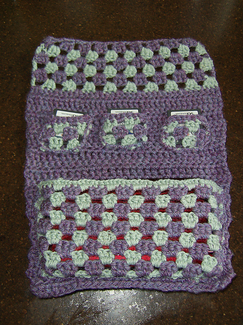 Granny Square Ds Case