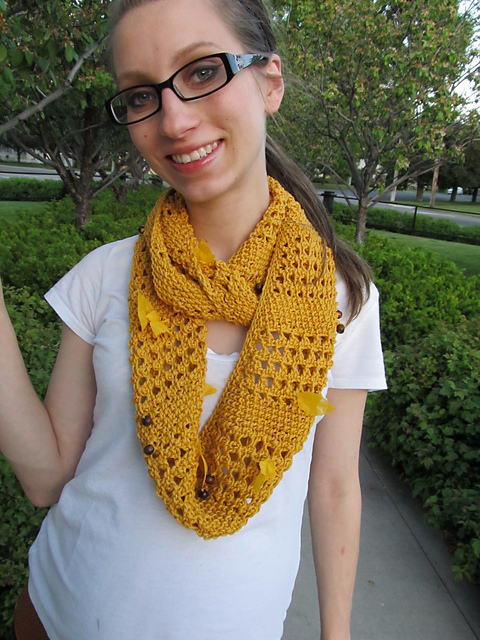 Daphne Cowl