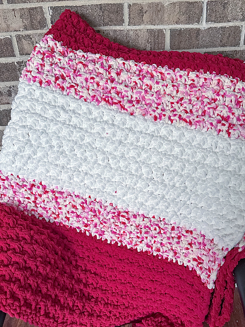 Rosy Chunky Blanket