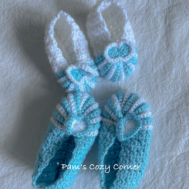 Easy Baby Booties