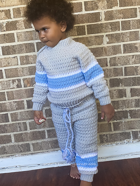 Trendy Sweater and Pants