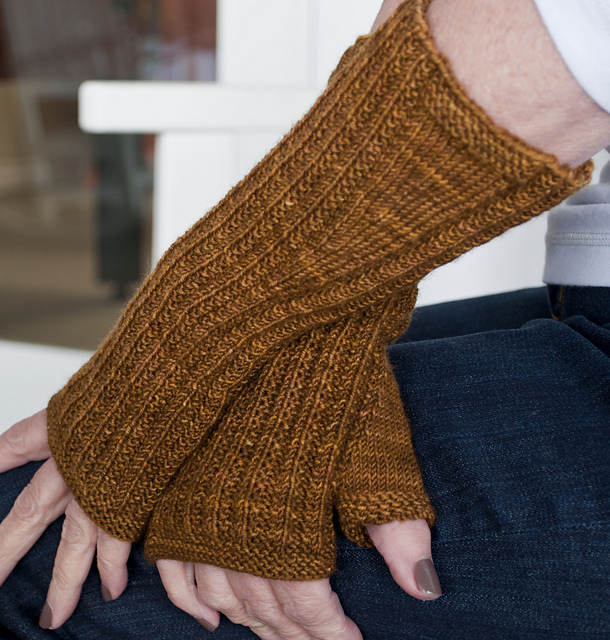 Trails End Mitts